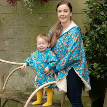 Kinderponcho Foxes von Piccalilly